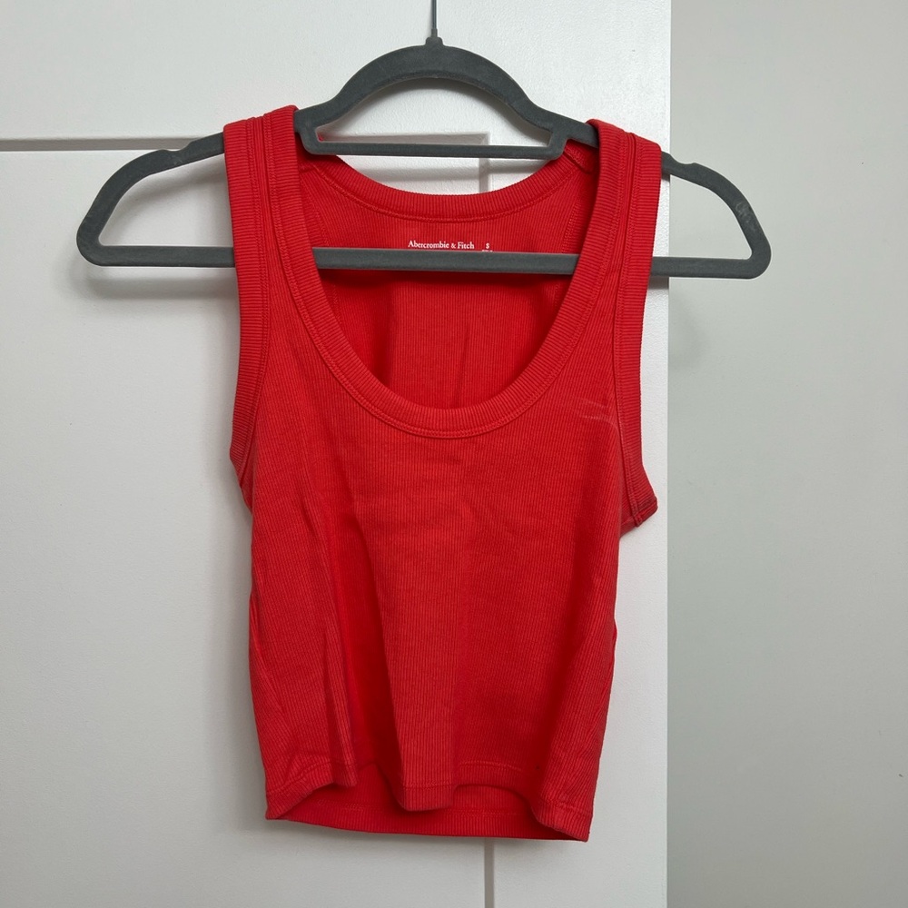 Abercrombie Scoop Neck Tank Top (Pinky/Coral Color)